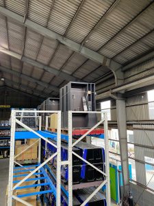 スロット・パチンコのキャビネットを【引取り限定】で1台5,000円（税込）でお譲りいたします！！