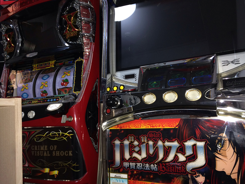 【其の26】中古テーブルを加工したパチスロ実機を置く台（２台用シンプルスタンド） 累積167台目】1台用パチスロ実機の置き台（シンプルスタンド